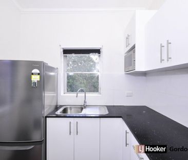 19 Fullers Road, Chatswood NSW, Belconnen - Photo 4