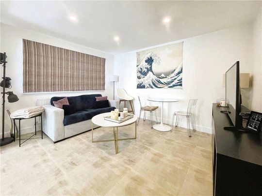 2 bedroom maisonette to rent - Photo 1