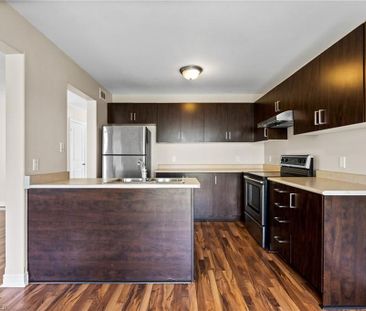 For Lease - 8 CHICORY Crescent, St. Catharines, Ontario - Photo 1