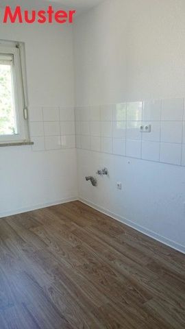 **Junges Paar im Glück mit dieser renovierten 2-Zimmer-Wohnung und Balkon!!** - Foto 2