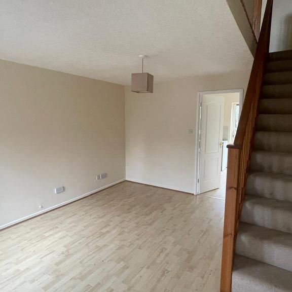 2 bedroom terraced house to rent - Photo 1