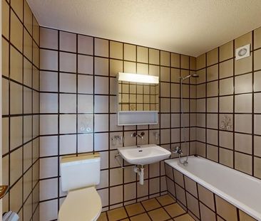 charmante 3.5 Zimmer-Wohnung an ruhiger Lage - Photo 5