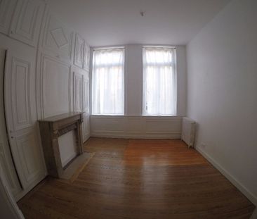 Location Appartement 1 pièce 53m² LILLE 59000 - Photo 5