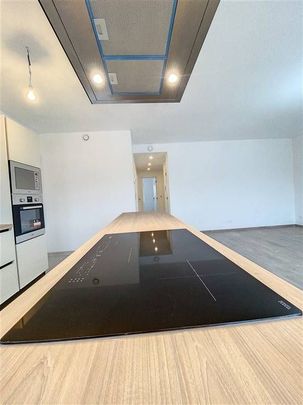 Appartement te huur - Photo 1
