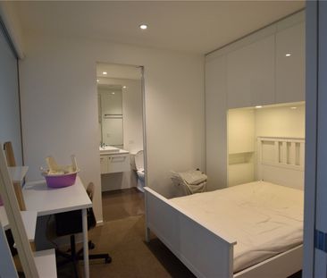 2204/601 Little Lonsdale Street - Photo 3