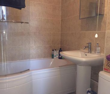 1 bedroom semi-detached house to rent - Photo 6