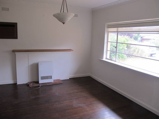 CHARMING HOME READY TO MOVE IN! - Photo 1