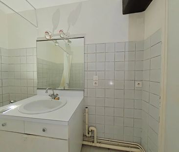 Location Appartement 3 pièces 70m² NEVERS 58000 - Photo 3