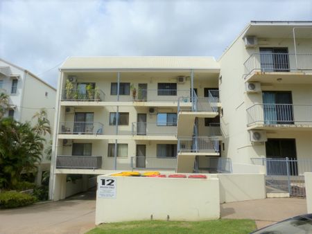 2/12 Houston Street, Larrakeyah, NT 0820 - Photo 3