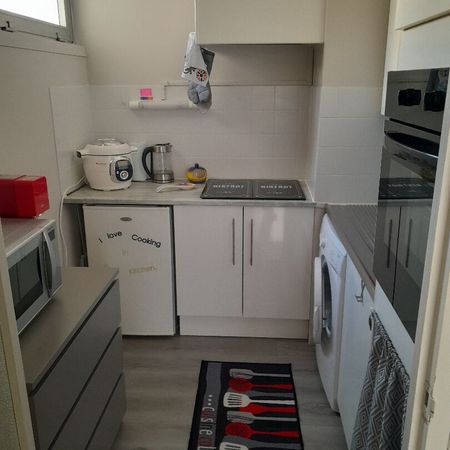 Location Appartement 2 pièces 42m² - Photo 3