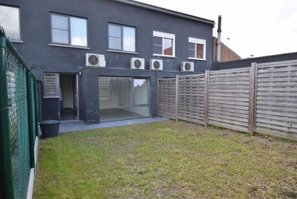 NET EN INSTAPKLAAR EENSLAAPKAMER APPARTEMENT - Foto 1