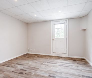 For Lease - 2443 dundas Street Unit# Upper Unit 2, Toronto, Ontario - Photo 6