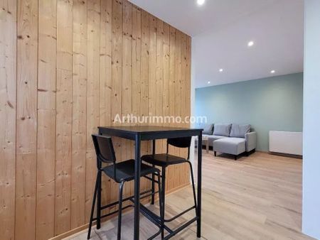 Location Appartement 1 pièces 27 m2 à Lons-le-Saunier - Photo 2