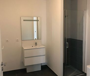 Location Appartement 2 pièces 48m² - Photo 4