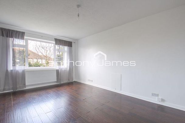 2 bedroom maisonette to rent - Photo 1