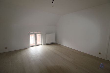 Gerenoveerd ruim 1-slaapkamerappartement - Photo 5