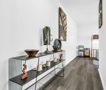 Charming 1-Bedroom Unit in Prime St Kilda East Location - Photo 2