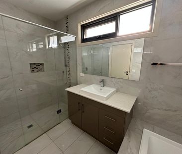 Nunawading - Photo 3