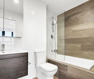 “Modern 2-Bedroom Apartment in Prime Liverpool Location” - Photo 5