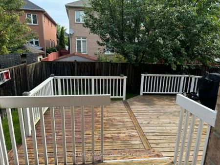 Detached Home For Lease | W9237250 - Photo 3