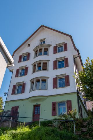 Sonnige 3.5 Zimmer-Wohnung mit Ausblick - Photo 5