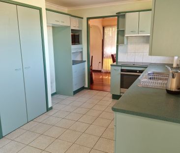 Wavell Heights - Photo 3