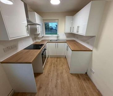 Kimberley Road, Benfleet, SS7 - Photo 6