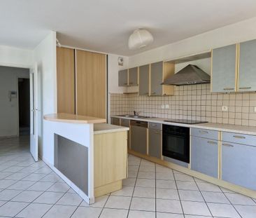 Location Appartement 3 pièces 73m² ANNECY 74000 - Photo 5