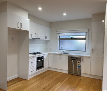 4/9 Harbury Street, Reservoir VIC 3073 - Photo 5