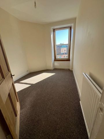 3 Bed Flat, Mentone Avenue, EH1 - Photo 2