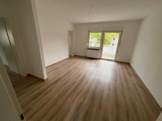 Demnächst frei! 2-Zimmer-Wohnung in Duisburg Huckingen - Photo 1