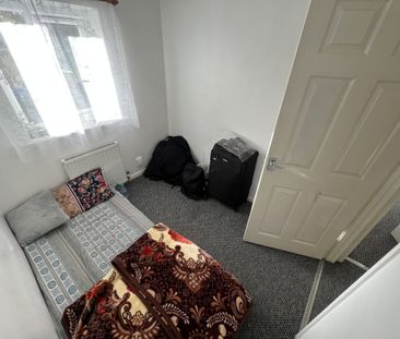 Winnington Close, Northampton - Photo 5