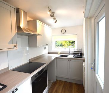 2 bedroom terraced house to rent - Photo 6