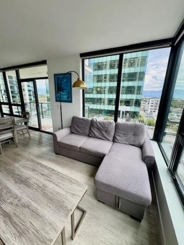 Stunning Condo at Brooklyn on Bernard! - Photo 4