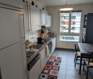 Apartment - Photo 2