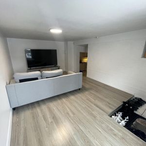 3 1/2 Tout Inclus Secteur Paisible - Photo 2