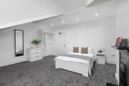 6 bedroom house to rent - Photo 4