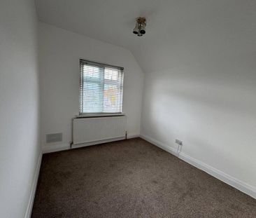 5 bedroom semi-detached house to rent - Photo 3