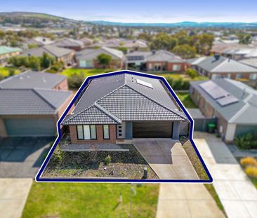 IMMACULATE HOME, IN A GREAT LOCATION - Photo 3