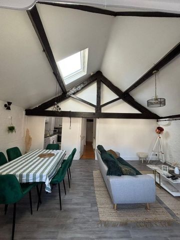 2 bedroom apartment to rent - Photo 4