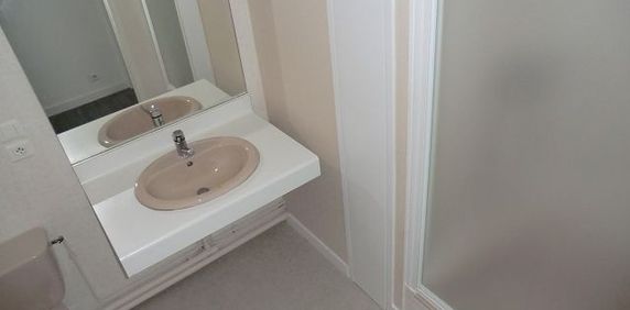 Location Appartement 2 pièces 37m² LIMOGES 87000 - Photo 2