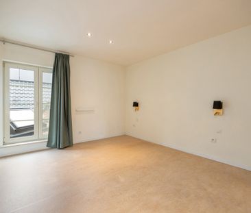 Ruime villa met tuin, bijgebouw en dubbele garage in Zoersel. - Foto 4