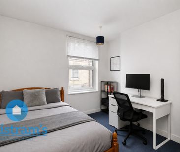 4 bed Shared House for Rent - Photo 2