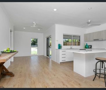 Renovated 3 Bedroom with big shed - Photo 2