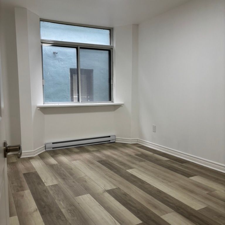 Unit 104: Entire unit - Photo 1