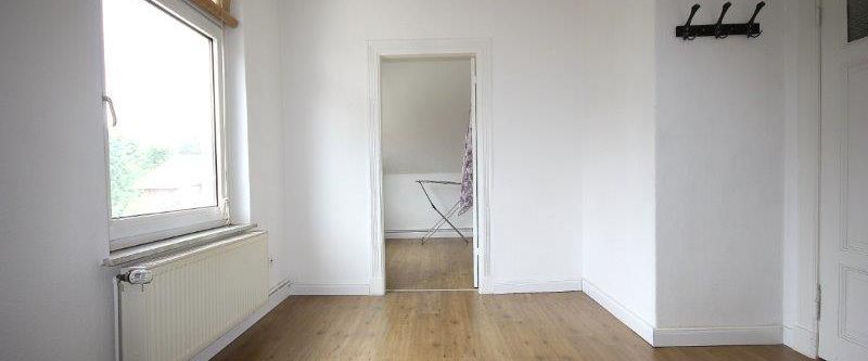 Stade-Innenstadtnähe: 3-Zimmer-Dachgeschosswohnung mit Altbaucharme - Foto 1