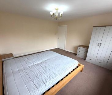 1 Bedroom Apartment To Let - Photo 6