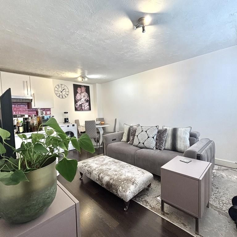 1 bedroom maisonette to rent - Photo 1