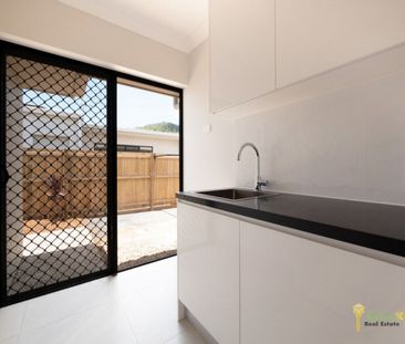 BRAND NEW - Family Home in Thriving Southern Suburb!! - Photo 5