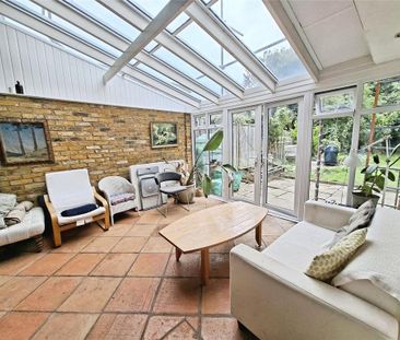 5 bedroom terraced house to rent - Photo 1